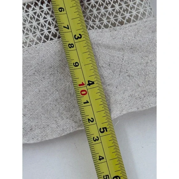 Marissa Olivia Oatmeal Linen Blend Crochet Lace Trim Tassel Shorts Sz L NEW - Picture 6 of 13